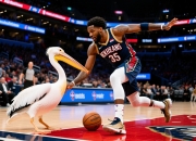 鹈鹕艰难击败活塞，英格拉姆砍下35分